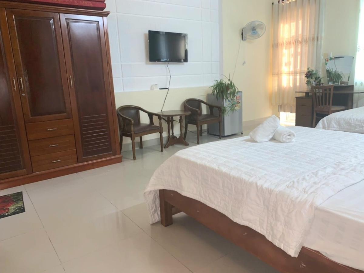 Pink Host Hotel Vung Tau Buitenkant foto